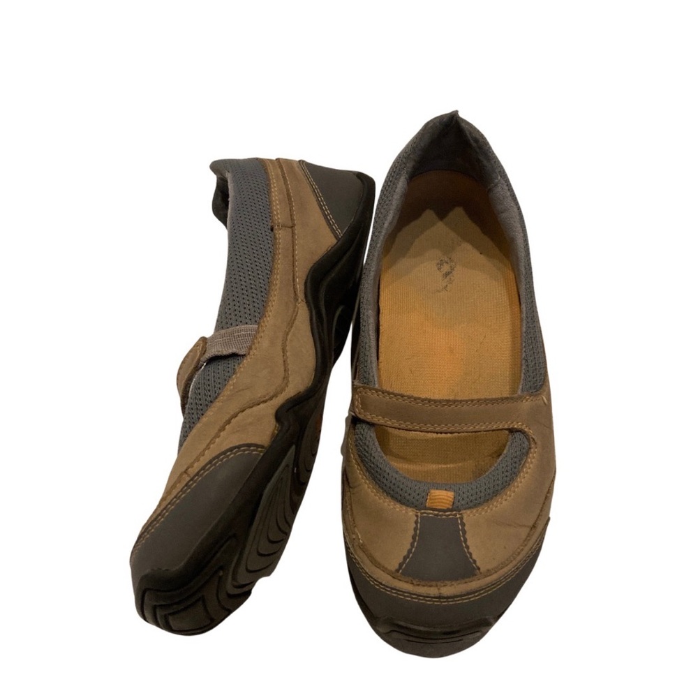Ahnu Women’s Sporty Leather Flats Mary Jane Shoes 7
